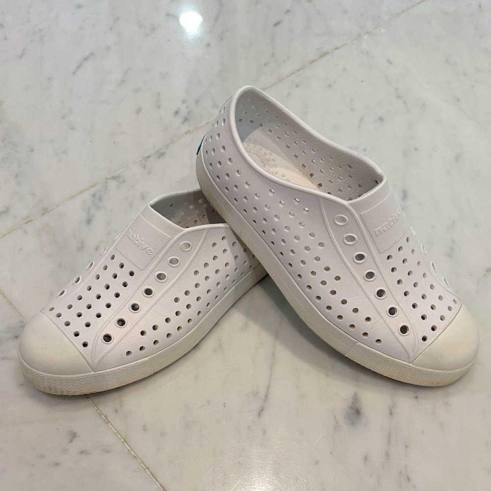 Native Jefferson White Perforated Slip-On water Shoes